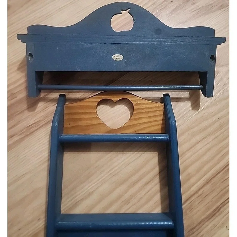 Vintage Hand Painted Wood Heart Small Shelves Country Cottage Core Miniatures